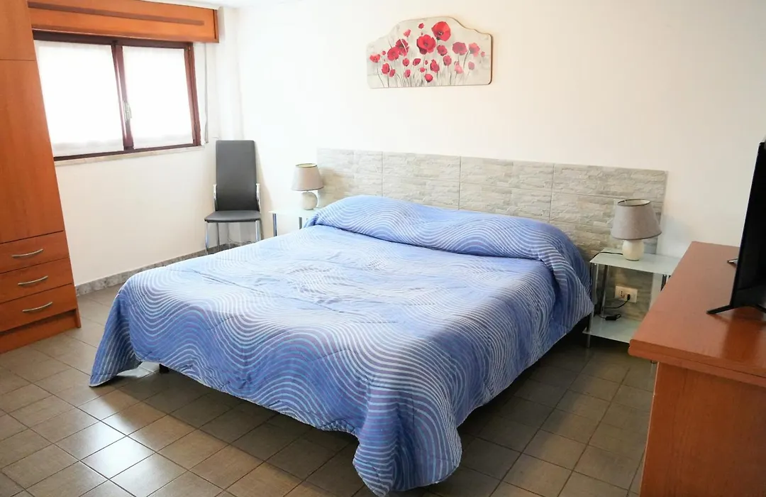 Cassiodoro Rooms Affittacamere-1
