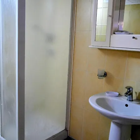 Cassiodoro Rooms Affittacamere-3